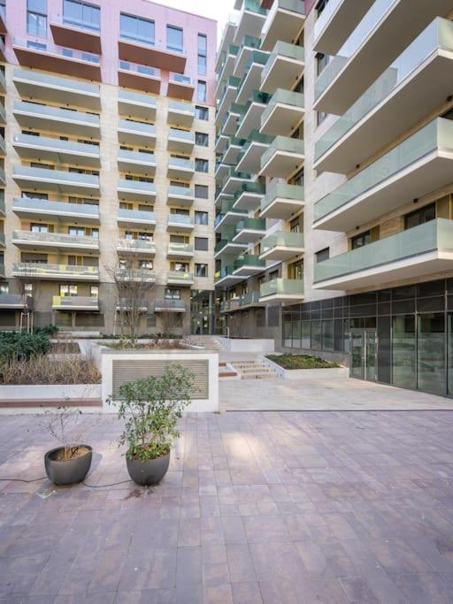 Oaks Studio With Balcony Budapest Exterior photo